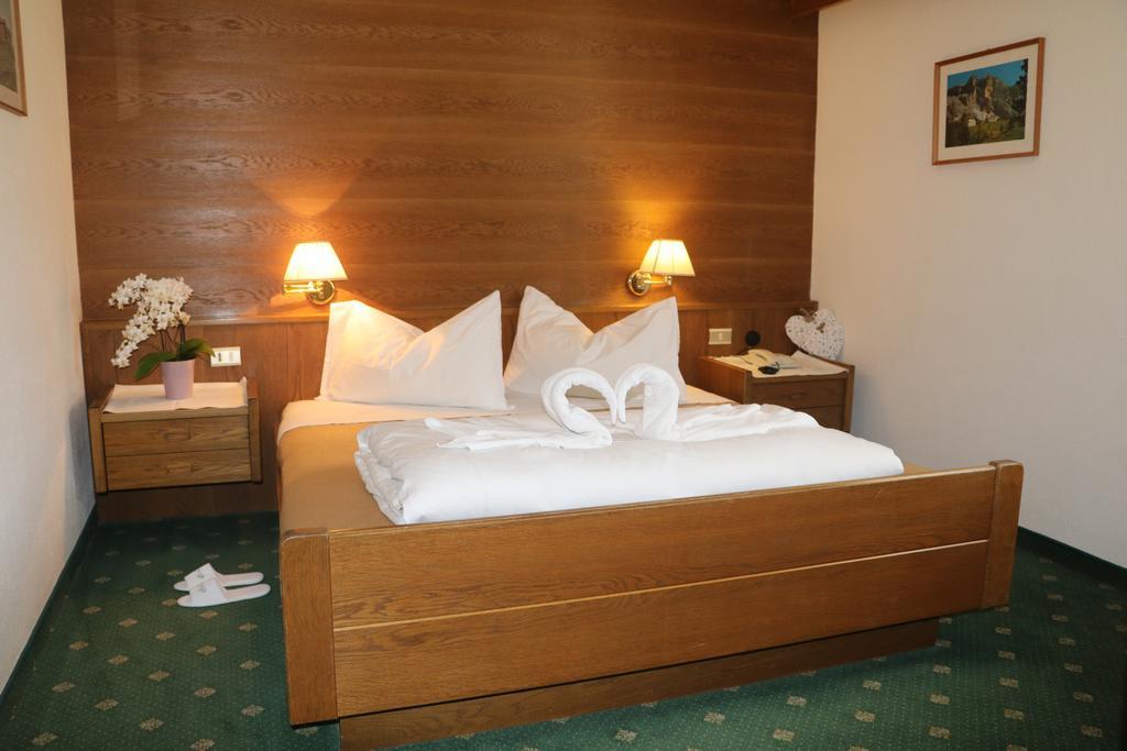 Hotel Serena Badia  Extérieur photo